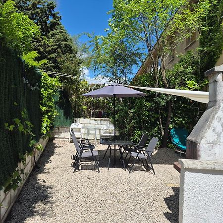 Cool Basement Studio In Hosts House With Private Terrace And Bbq シスル・マヨール エクステリア 写真