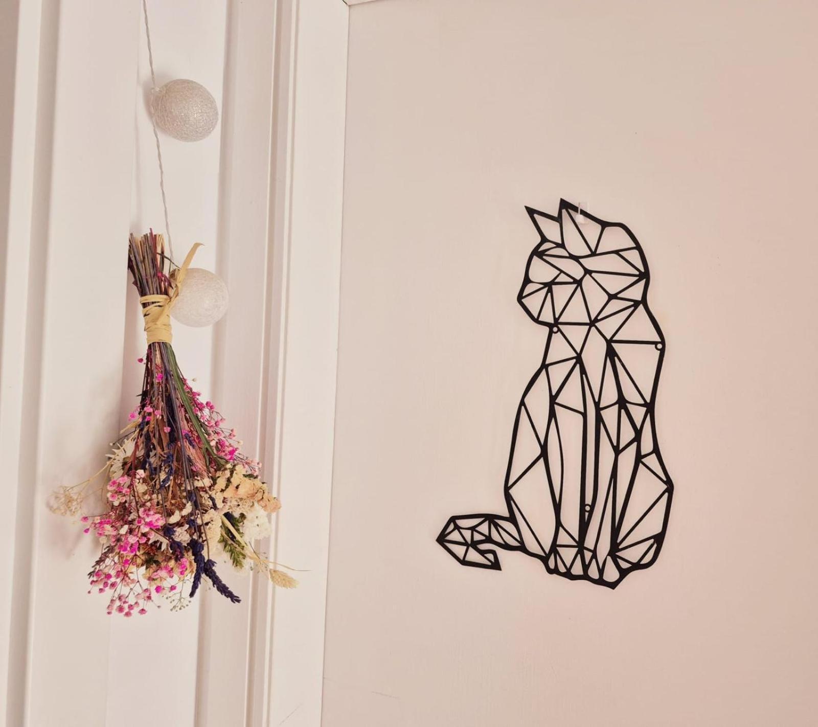 Cool Basement Studio In Hosts House With Private Terrace And Bbq シスル・マヨール 部屋 写真